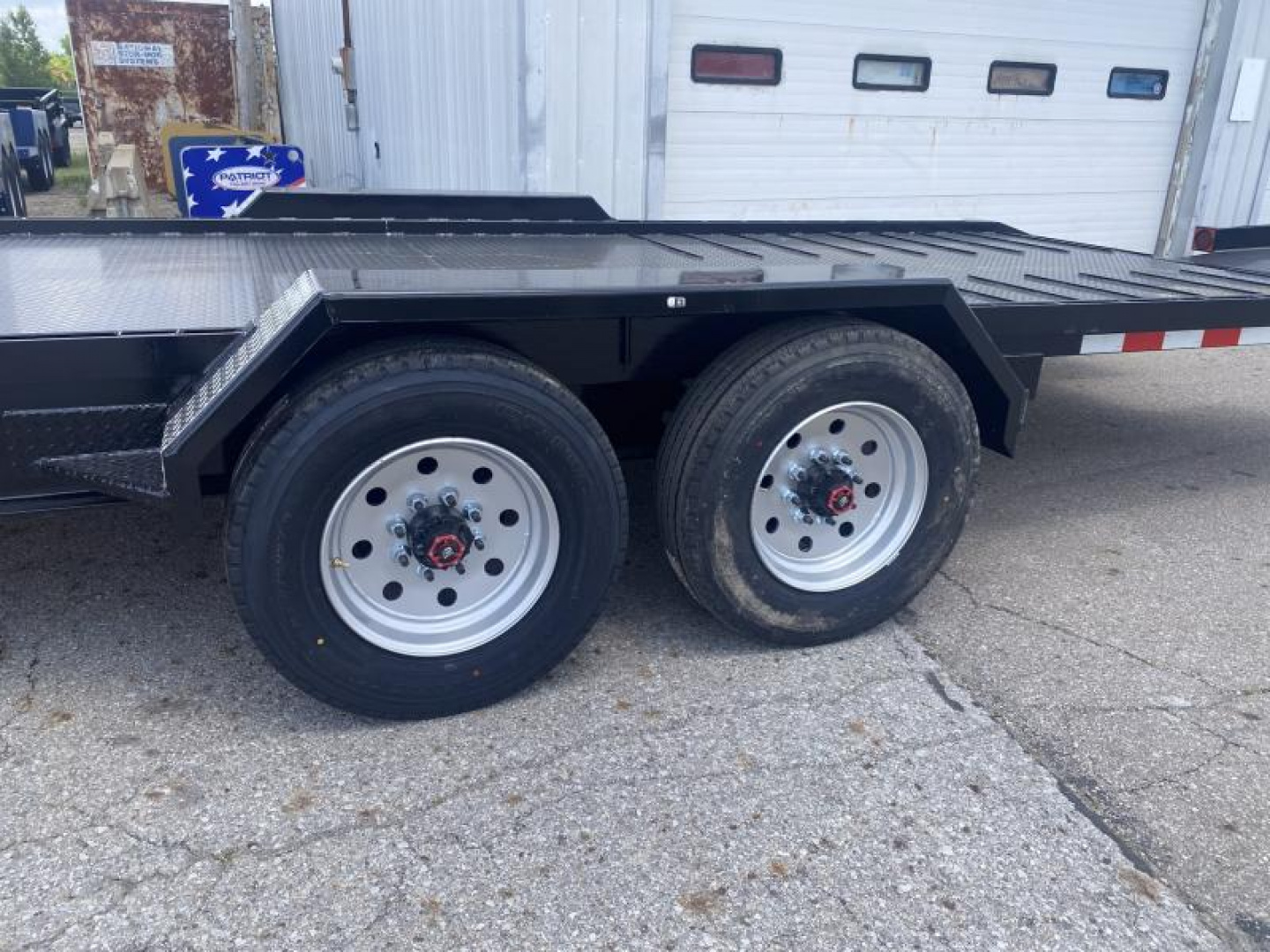 New 2025 Imperial Trailer 22 FT XHD SPLIT DECK TILT EQUIPMENT TRAILER 22K GVWR