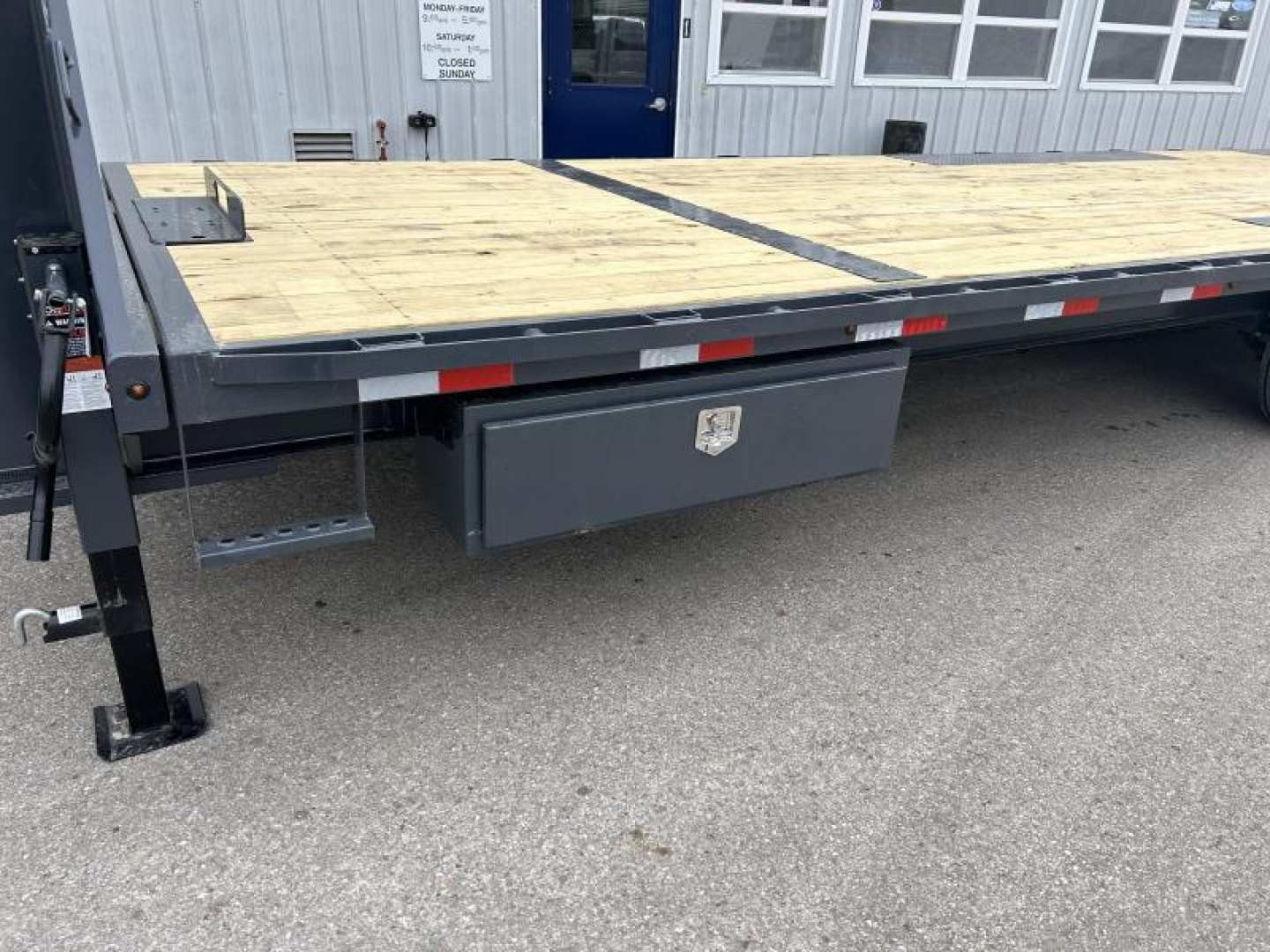 New 2024 Lamar Trailers 102 IN X 26 FT GOOSENECK DECK OVER TILT TRAILER 16K GVWR