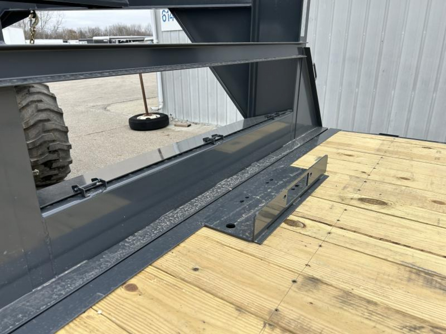 New 2024 Lamar Trailers 102 IN X 26 FT GOOSENECK DECK OVER TILT TRAILER 16K GVWR