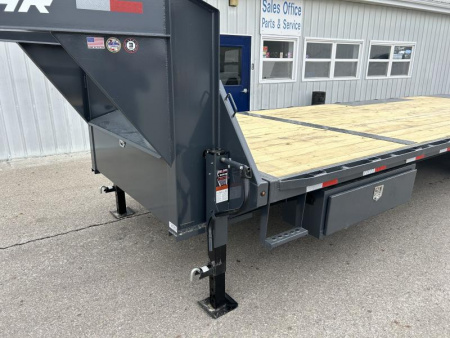 New 2024 Lamar Trailers 102 IN X 26 FT GOOSENECK DECK OVER TILT TRAILER 16K GVWR