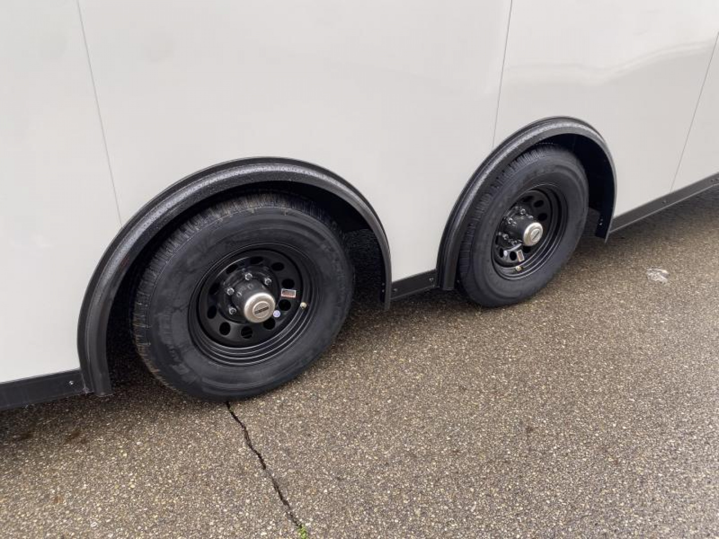 New 2025 Bravo Trailers SCOUT 24 FT ENCLOSED CAR HAULER 7 FT INT BLACK OUT TRIM 10K GVWR *FACTORY CLOSE OUT*