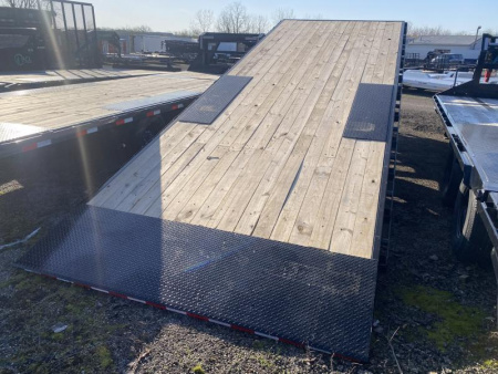 New 2025 PJ Trailers T9 GOOSENECK DECK OVER TILT TRAILER 14K GVWR