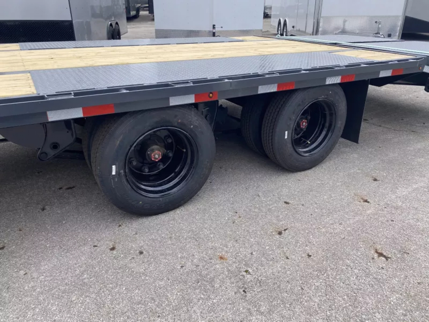 New 2025 Lamar Trailers 102" X 32 FT GOOSENECK EQUIPMENT TRAILER 30,000 GVWR