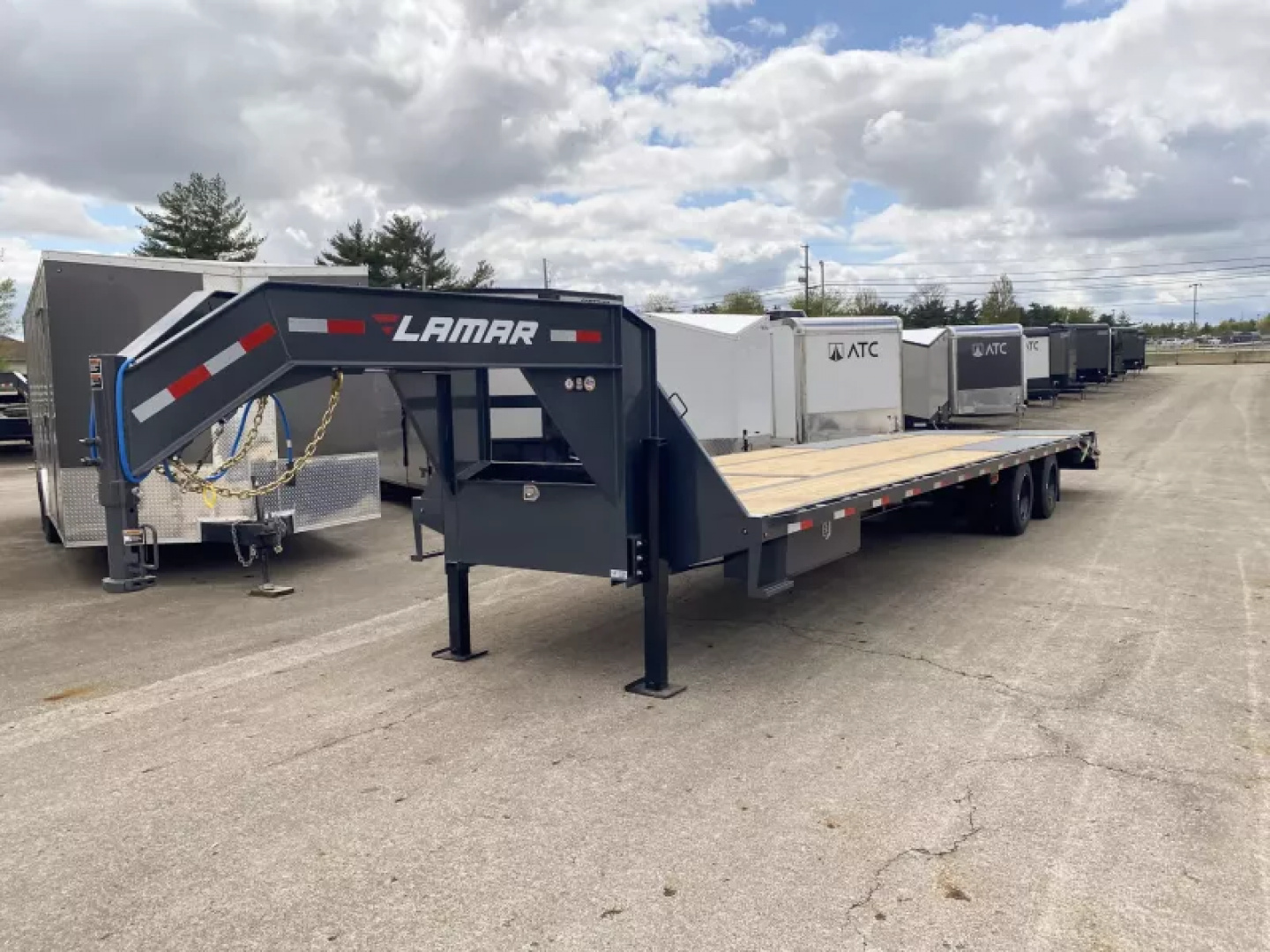 New 2025 Lamar Trailers 102" X 32 FT GOOSENECK EQUIPMENT TRAILER 30,000 GVWR