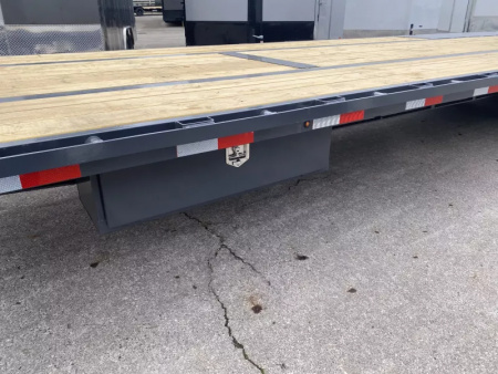 New 2025 Lamar Trailers 102" X 32 FT GOOSENECK EQUIPMENT TRAILER 30,000 GVWR