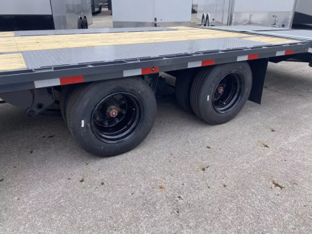 New 2025 Lamar Trailers 102" X 32 FT GOOSENECK EQUIPMENT TRAILER 30,000 GVWR