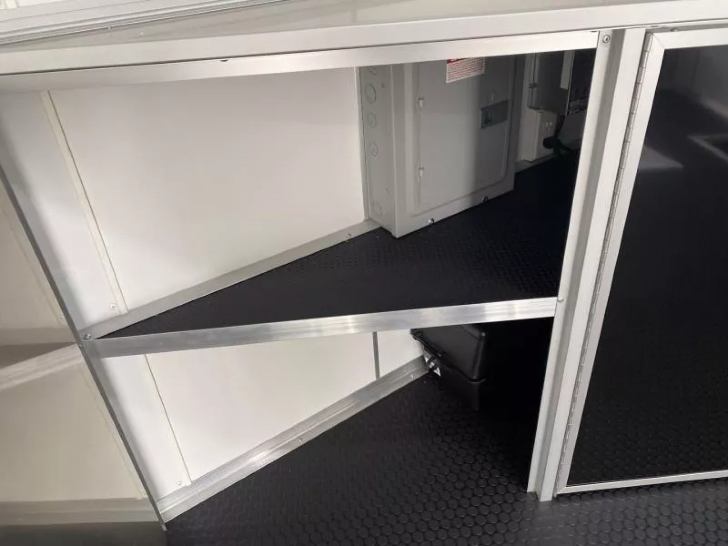 New 2025 Bravo Trailers 20 FT SCOUT PERFORMANCE ENCLOSED CAR HAULER WITH RAMP DOOR 10K GVWR *FACTORY CLOSE OUT AS IS*