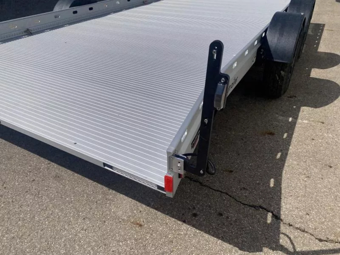 New 2025 Futura Trailers SUPER SPORT 16' 5" LOWERING TRAILER