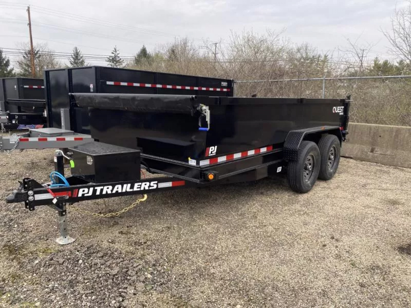 New 2026 PJ Trailers 7 X 14 FT DUMP TRAILER 14K GVWR SPREAD GATE TARP KIT