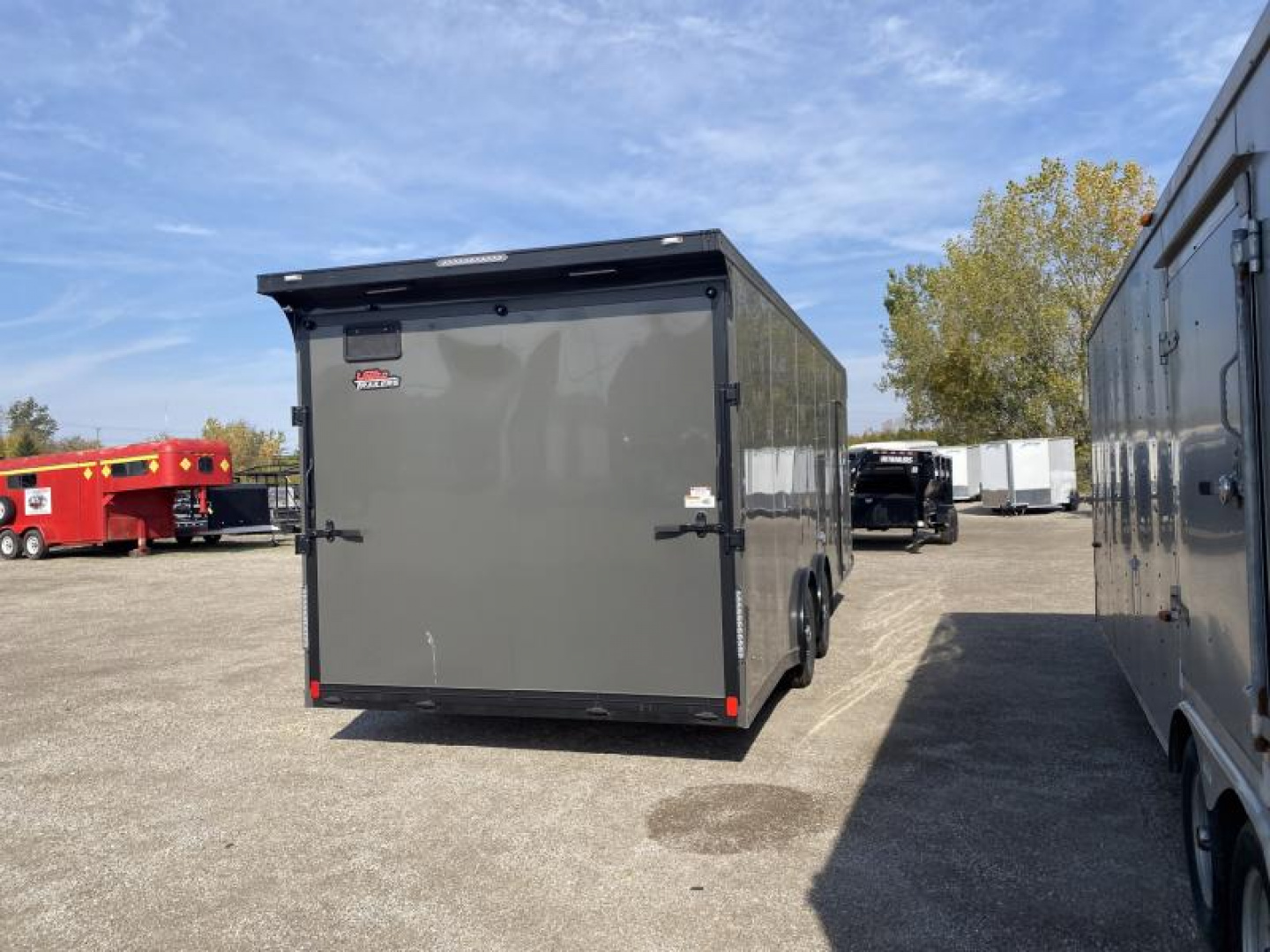 New 2025 United Trailers 24 FT ENCLOSED CAR HAULER TORSION AXLES  ALUMINUM WHEELS WITH BLACK OUT TRIM