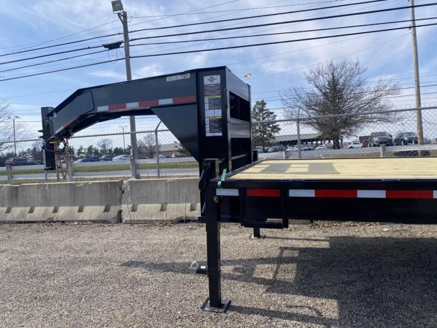 New 2025 Carry-On 25 FT GOOSENECK DECKOVER TRAILER 20K GVWR