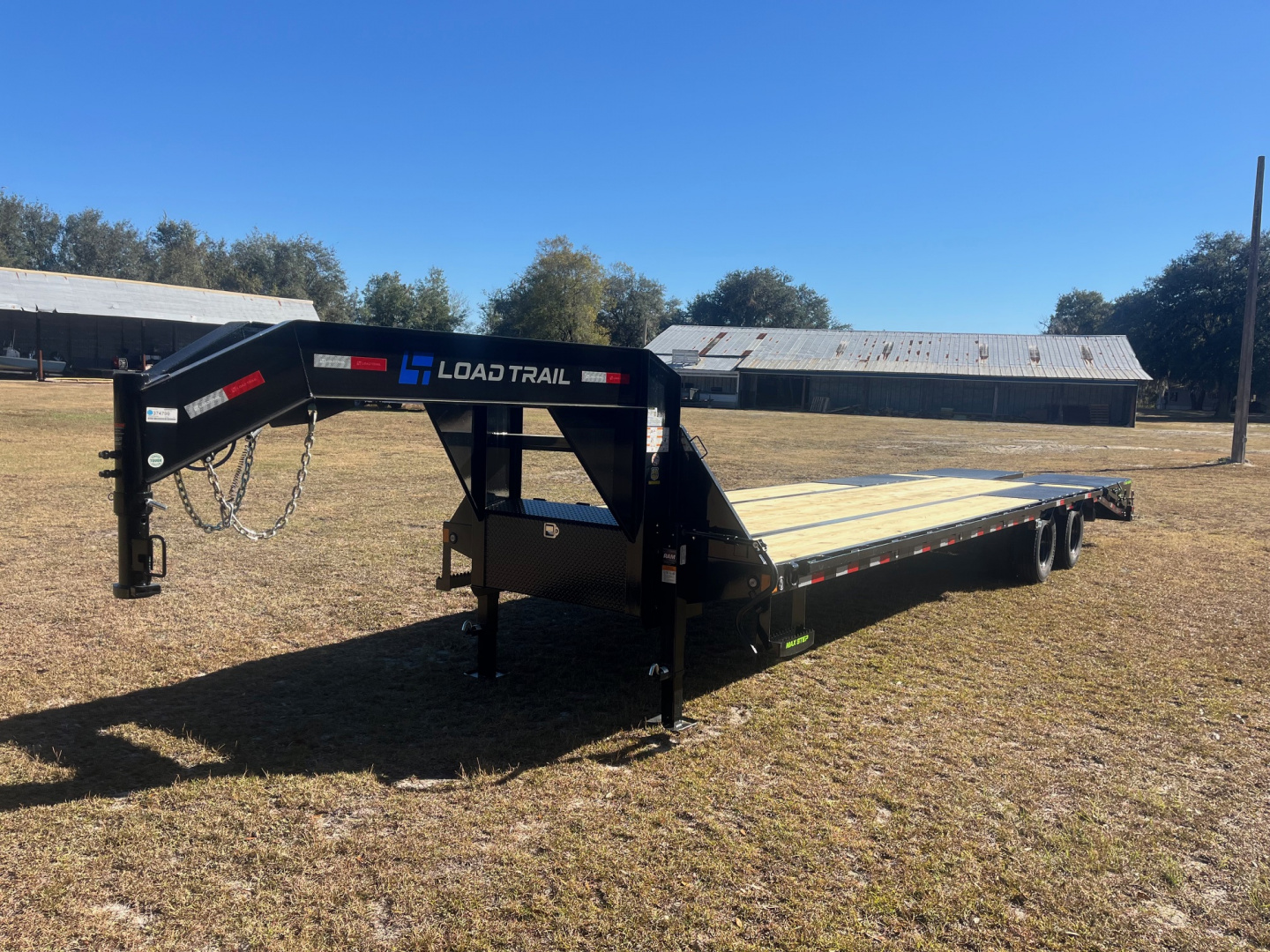 New 2026 LOAD TRAIL GP22 102 x 32 Tandem Low-Pro Gooseneck