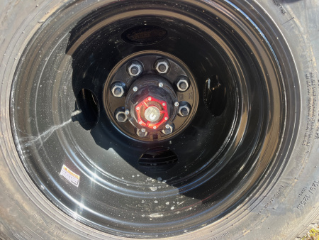 New 2026 LOAD TRAIL GP22 102 x 32 Tandem Low-Pro Gooseneck