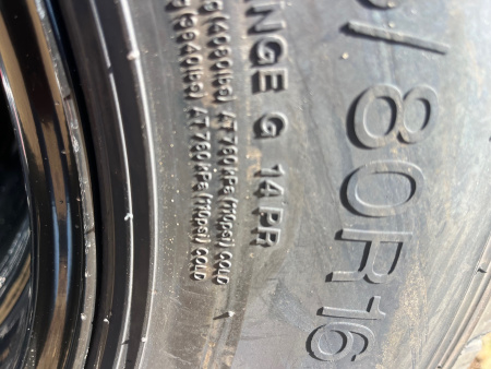 New 2026 LOAD TRAIL GP22 102 x 32 Tandem Low-Pro Gooseneck