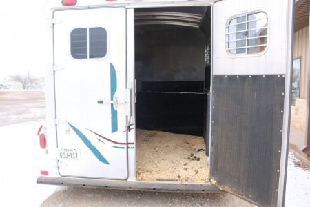 Used 1999 4-Star Trailers 2 HORSE GN
