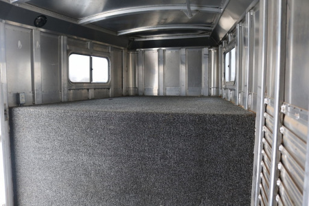 Used 1999 4-Star Trailers 2 HORSE GN