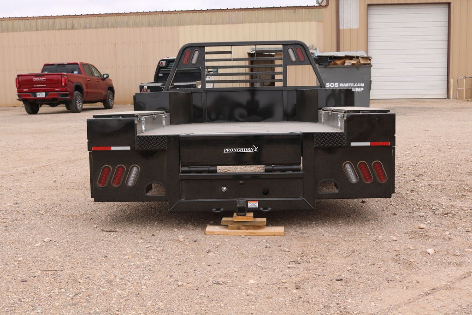 New 2023 Pronghorn 8800 UT