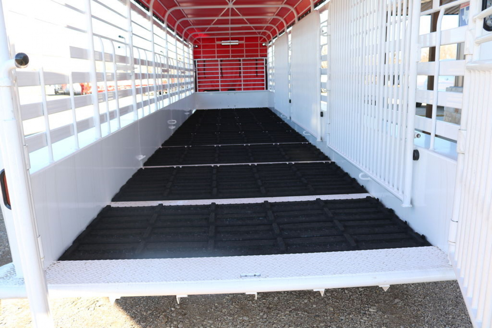 New 2024 Galyean LIVESTOCK