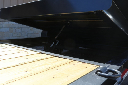 New 2025 Diamond C Trailers HTL