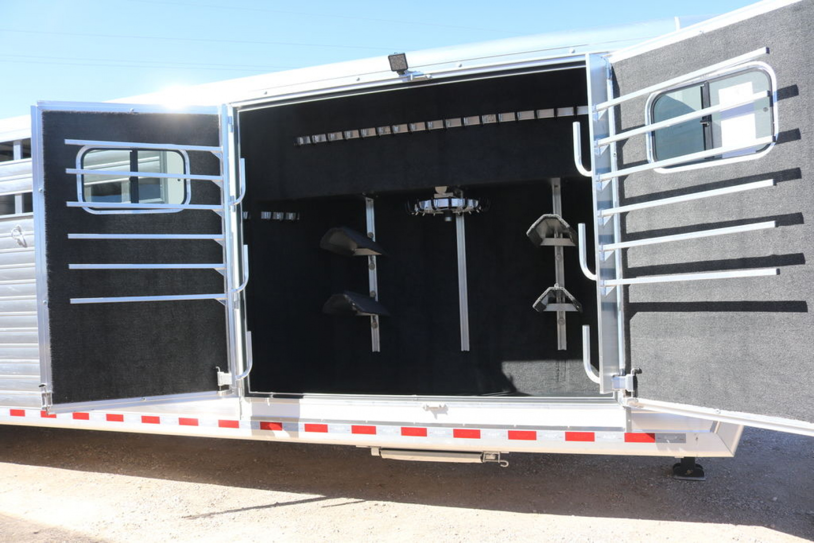 New 2025 Hart Trailer 6 HORSE TRAINER
