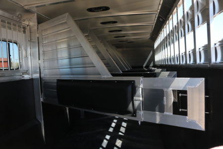 New 2025 Hart Trailer 6 HORSE TRAINER