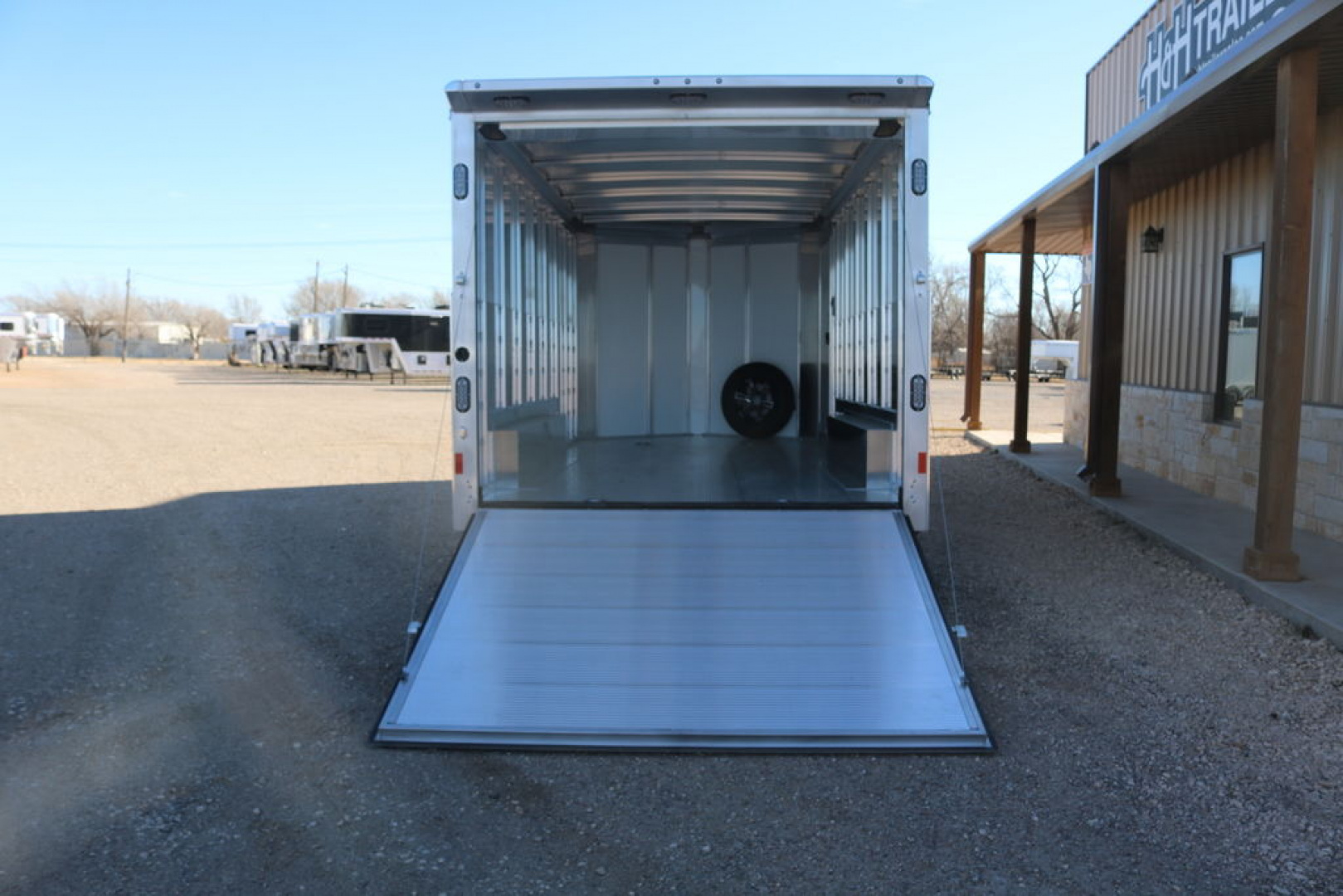New 2025 Sundowner Trailers WORKHORSE