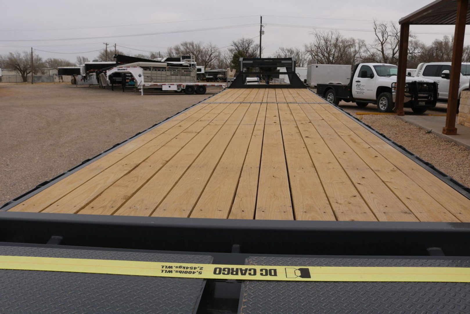 Used 2025 Lamar Trailers FLATBED FS024027