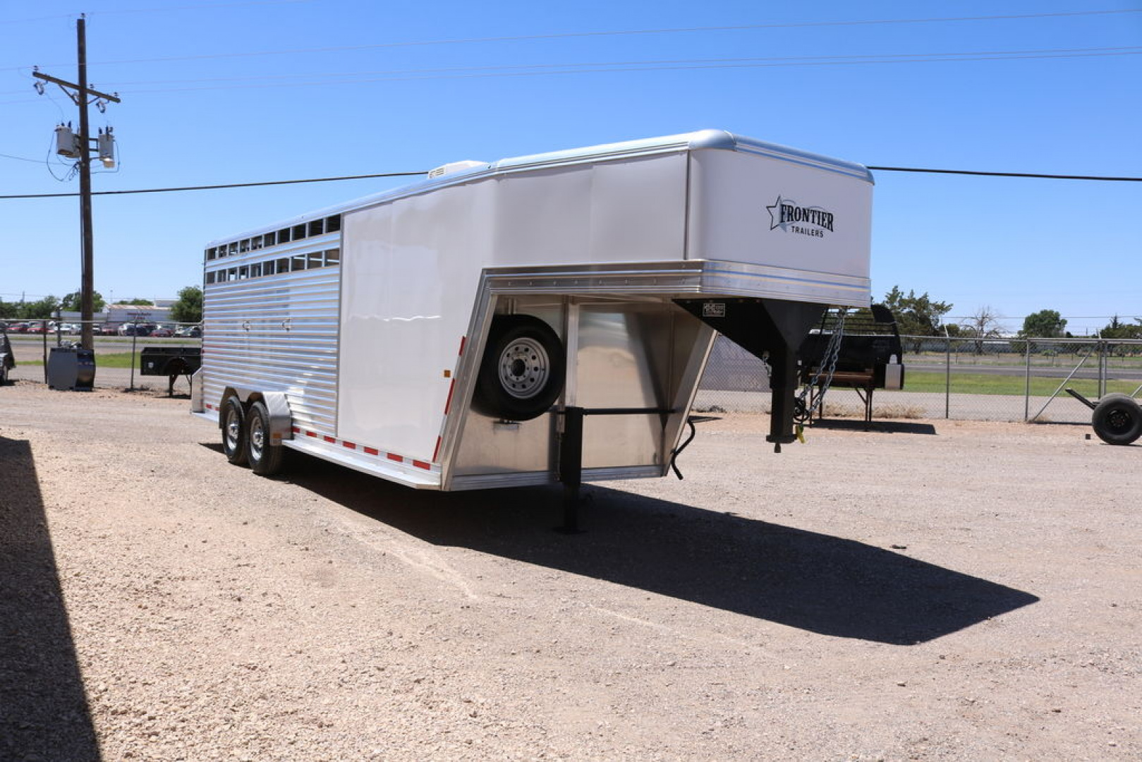 New 2025 Frontier Trailers STOCK COMBO