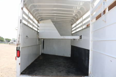 Used 2004 CM Trailers DROVER