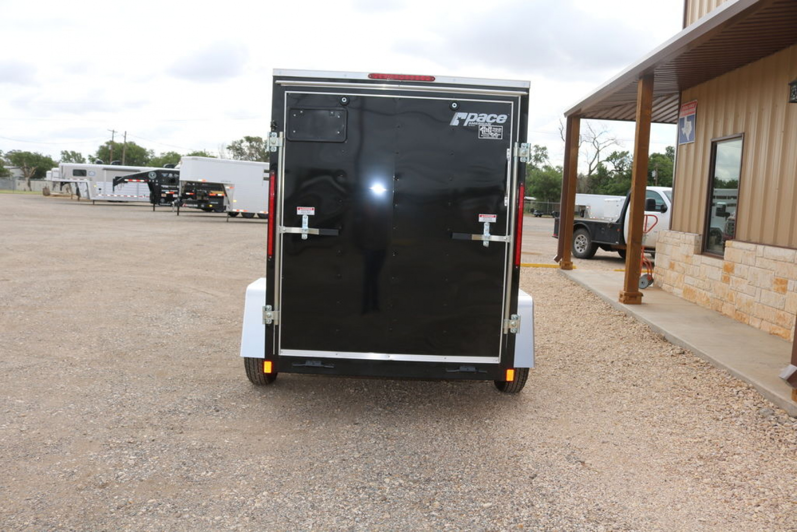 New 2025 Novae Corp OUTBACK DLX