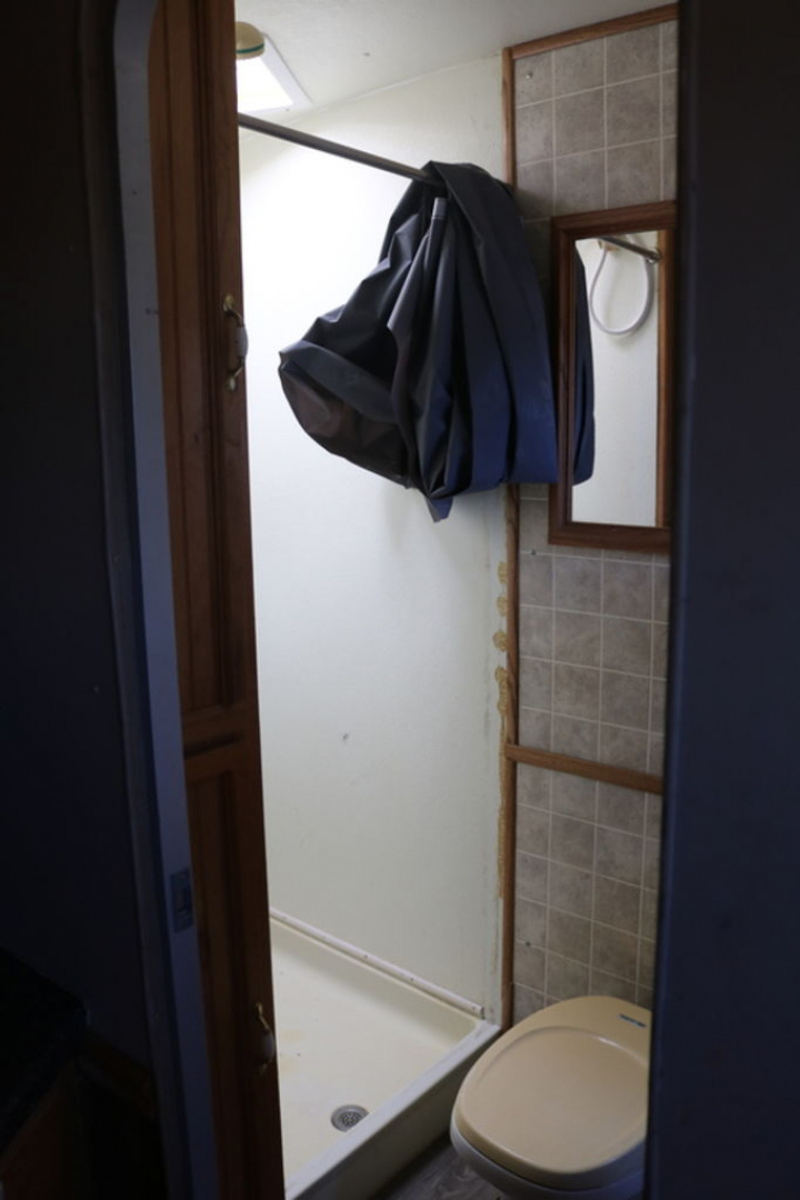 Used 2000 Exiss Trailers XT400MT