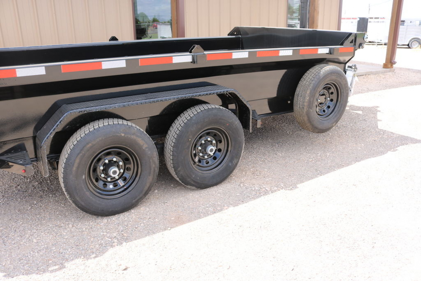 New 2026 Diamond C Trailers BASELINE HDU207 Dump Trailer