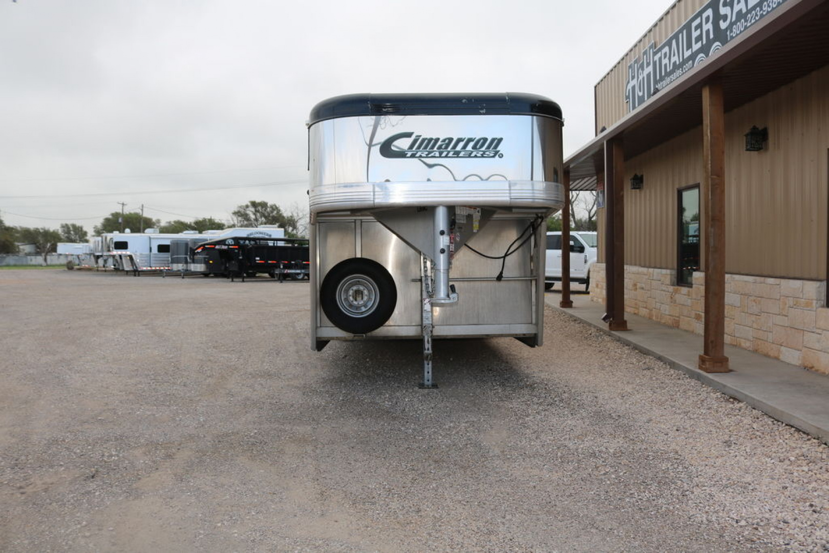 Used 2015 Cimarron Trailers Lonestar Gooseneck