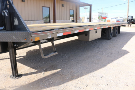 New 2025 Diamond C Trailers FMAX210HDT