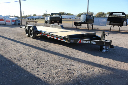 New 2025 Diamond C Trailers HTL207