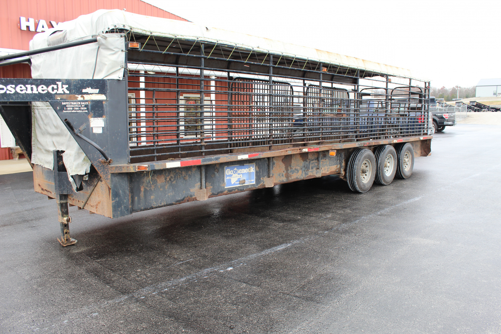 Used 2007 Gooseneck Trailer MFG CANVAS TOP Stock / Stock Combo Trailer