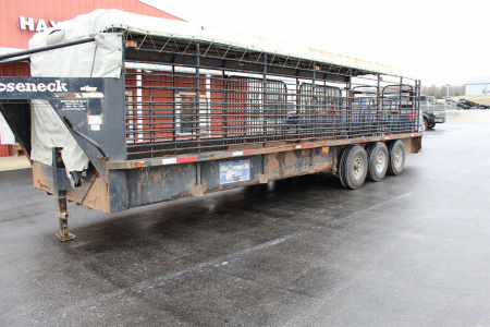 Used 2007 Gooseneck Trailer MFG CANVAS TOP Stock / Stock Combo Trailer