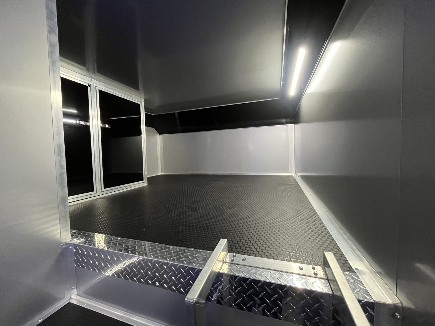 New 2026 Haulmark 44 Gooseneck Bathroom, Blackout PolyCor, 21K GVWR, Air Prep, Awning, A/C, Landing Light PKG, Hyd. Tongue Jack