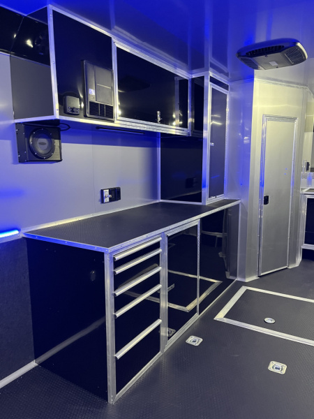 New 2026 Haulmark 44 Gooseneck Bathroom, Blackout PolyCor, 21K GVWR, Air Prep, Awning, A/C, Landing Light PKG, Hyd. Tongue Jack