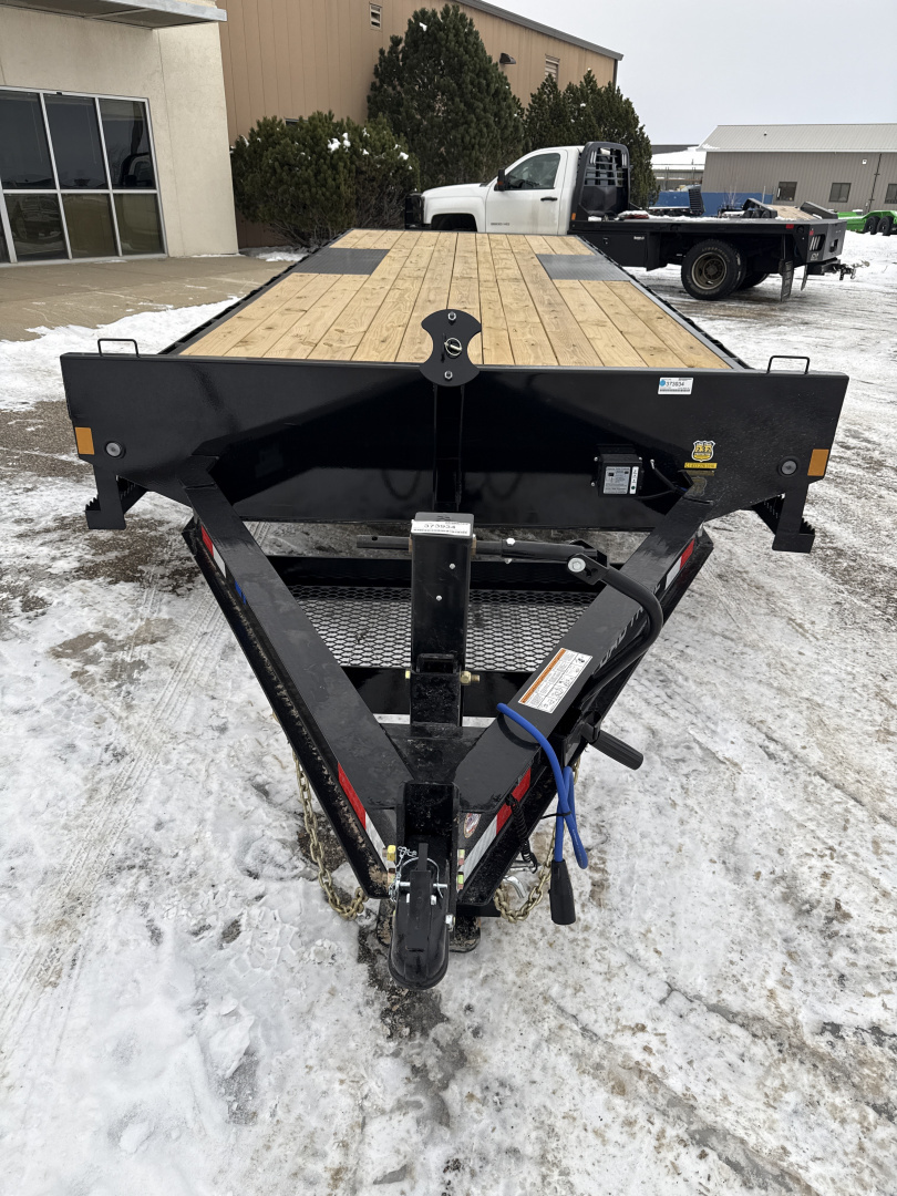 New 2026 Load Trail 24' X102" STRAIGHT Deckover Trailer