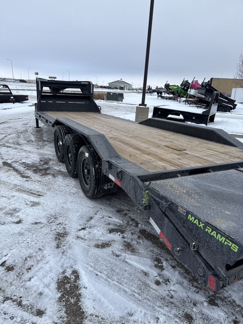 New 2026 Load Trail 1025X28' GOOSNECK TRIPLE AXLE Car Hauler