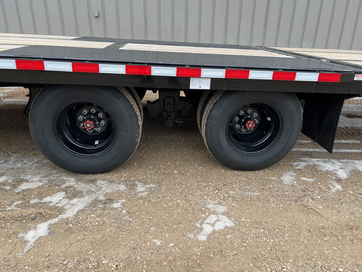 New 2026 Midsota 36' Gooseneck Hydraulic Tail Flatbed Trailer