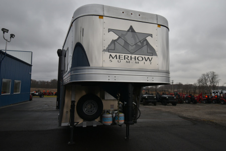 New 2026 Merhow Trailers Summit 8314 DA Horse Trailer
