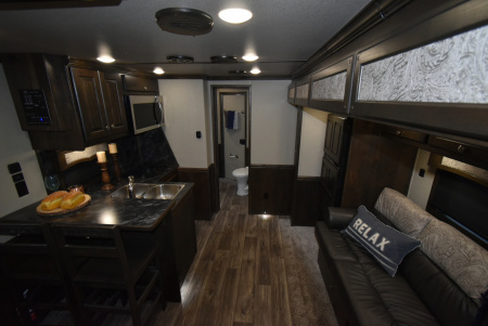 New 2026 Merhow Trailers Summit 8314 DA Horse Trailer