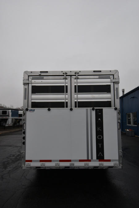 New 2026 Lakota Charger 81413 SR Horse Trailer