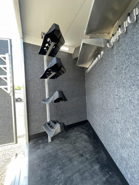 New 2026 Merhow Trailers 8416 BB Horse Trailer