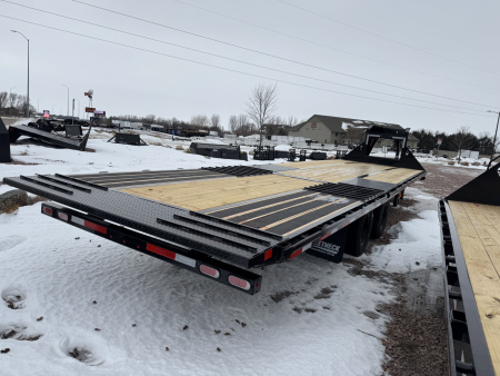 New 2026 Diamond C Trailers FMAX212HDT Deckover Trailer