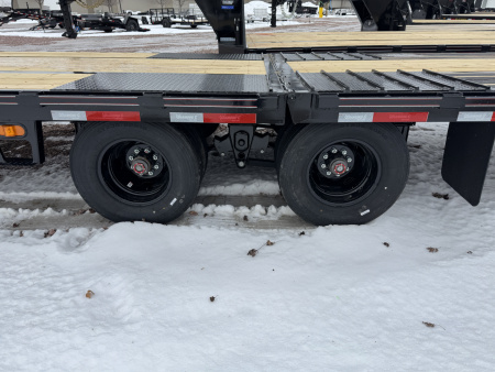 New 2026 Diamond C Trailers FMAX212HDT Deckover Trailer