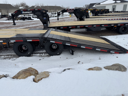 New 2026 Diamond C Trailers FMAX212HDT Deckover Trailer