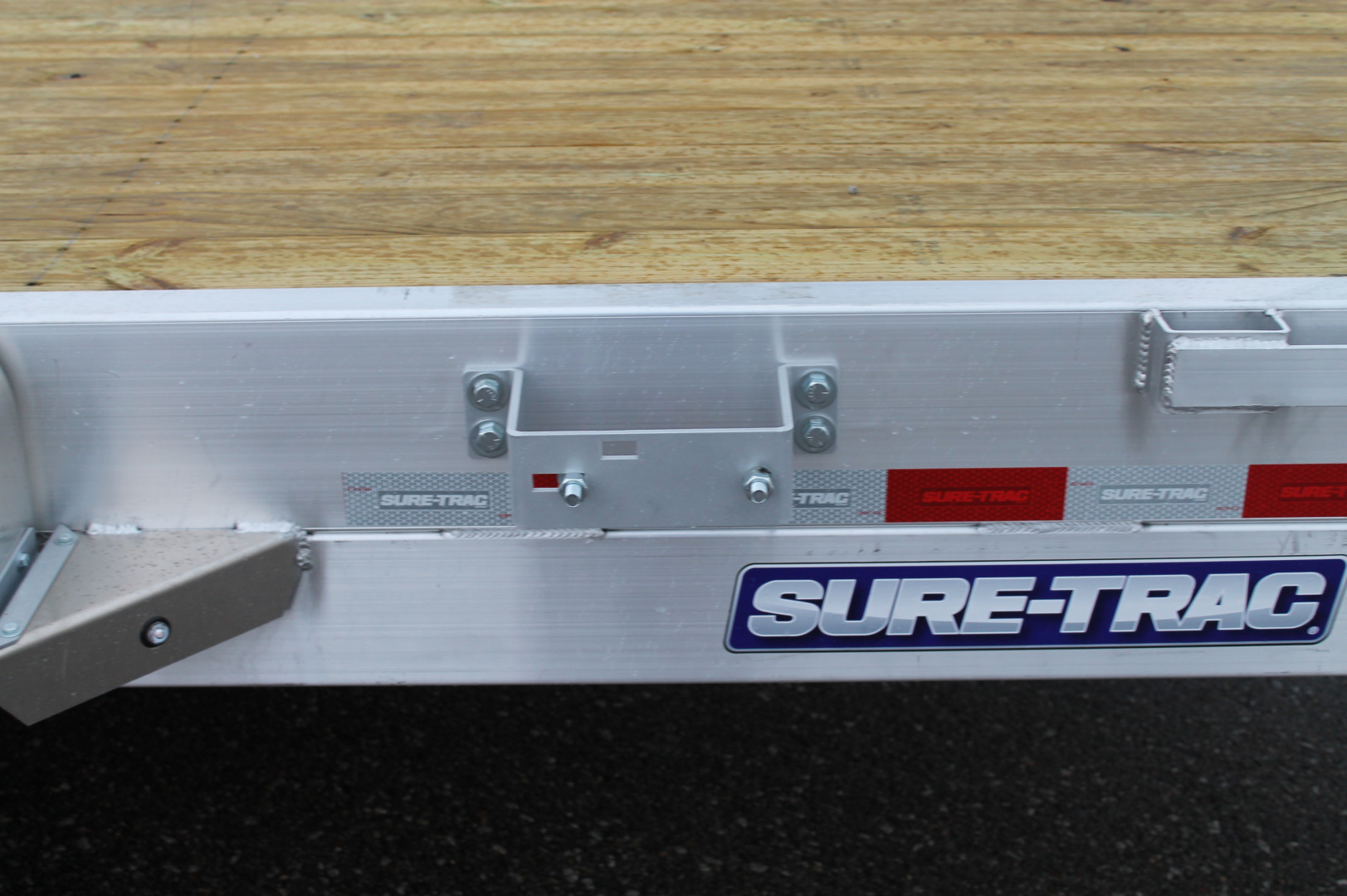 New 2025 Sure-Trac STAPT8220-BP-100 Car Hauler